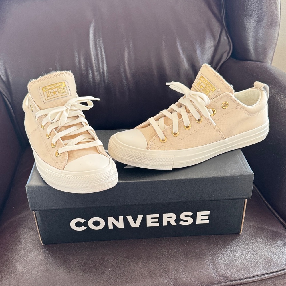 Converse Women's Tan Sneakers